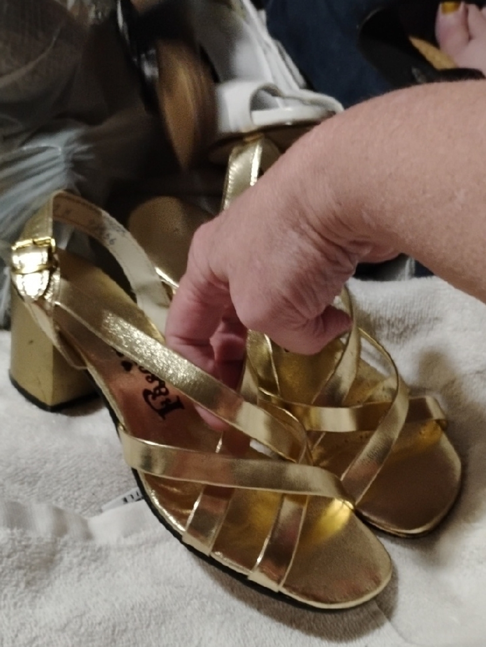 Vintage 1960s Gold Strappy Women's Sandals Size 7
